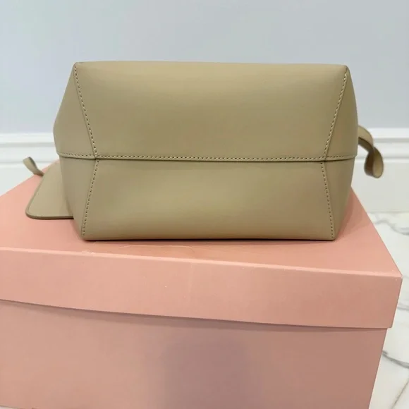 Mansur Gavriel Large Bucket Bag in Sand - Picture 6 of 15